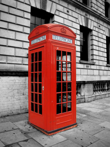 london-phone-booth-rhianna-lederman